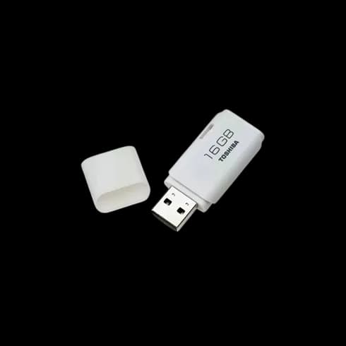 Toshiba TransMemory U301 USB 3.0 Flash Drive - Image 2