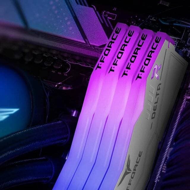 T-Force 16GB CL-38 (2 x 8) DDR5 6000MHz RAM (White) - Image 2